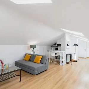relstay-arco-della-pace-sunny-loft.it-lombardy.com/