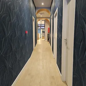 Mosaic Central Otel
